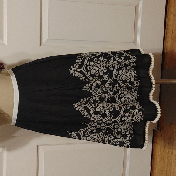 LOFT Dresses & Skirts - 🍥 Loft Skirt